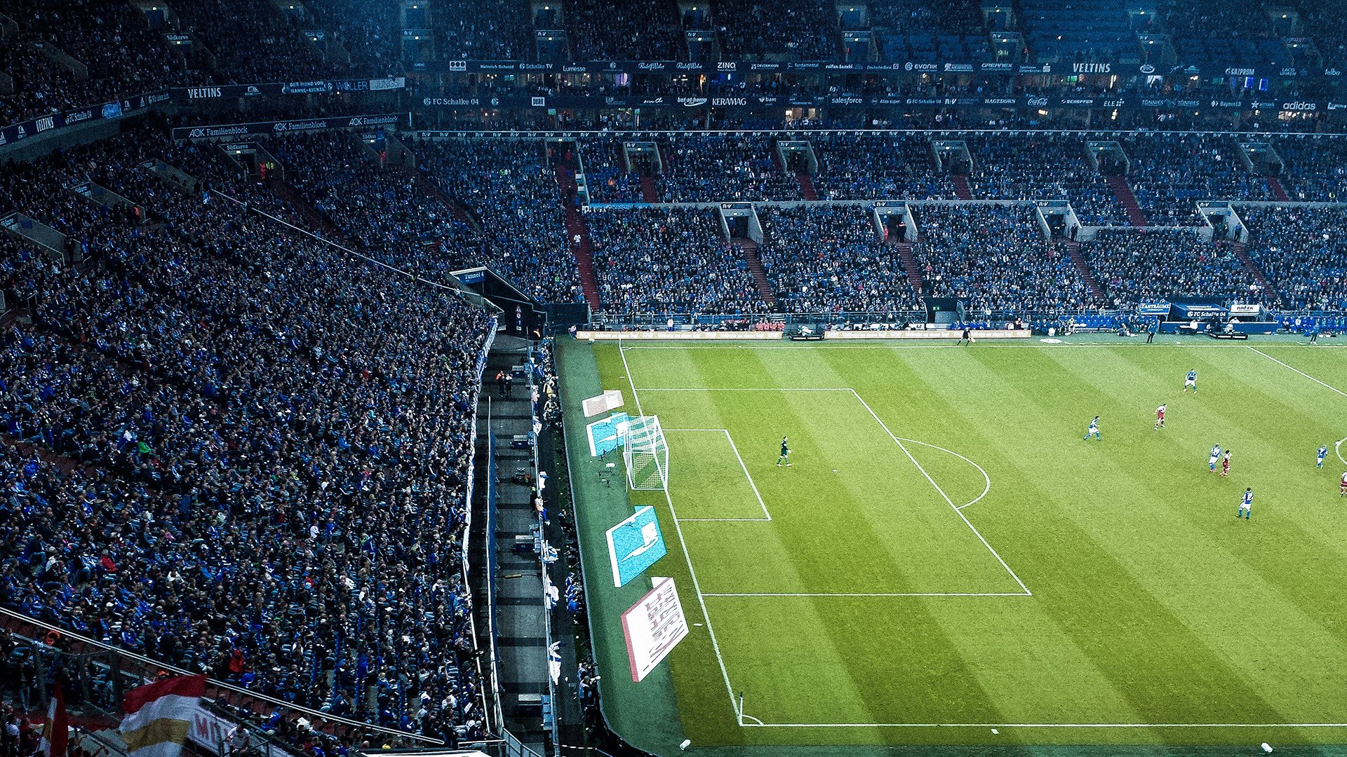 各联赛排行榜焦点:排行变动背后的关键比赛,联赛排序